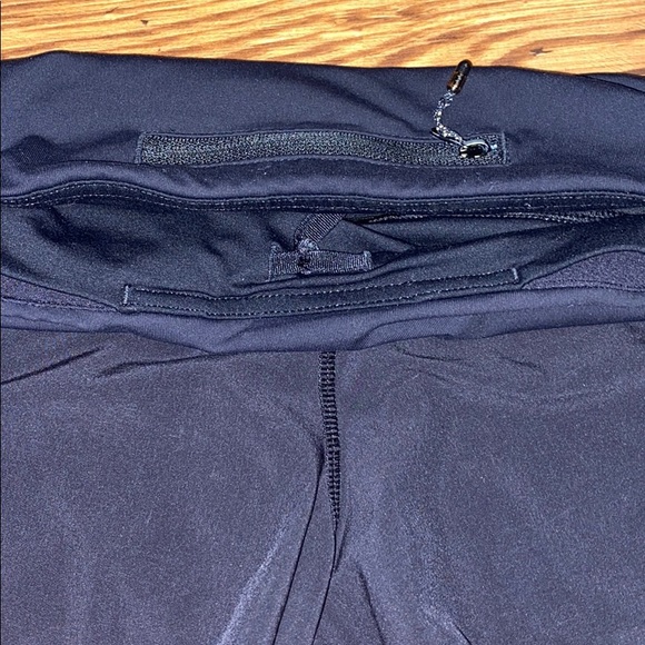 Lululemon speed up shorts - Picture 4 of 7